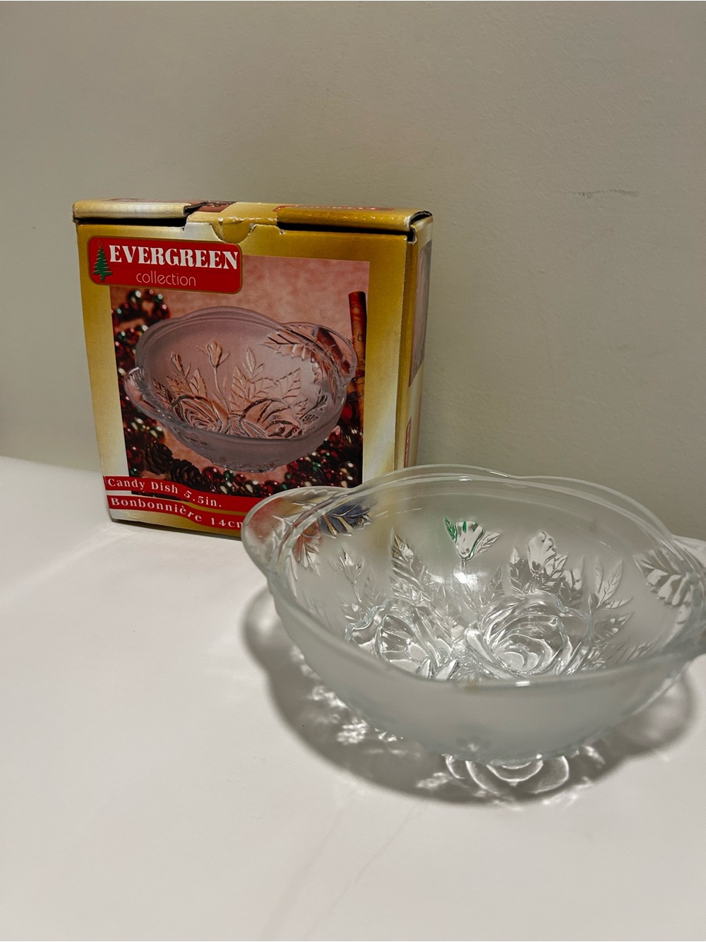 Vintage Evergreen Christmas Candy Bowl Rose Detail
